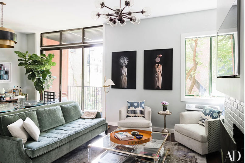 How to decorate a small space.