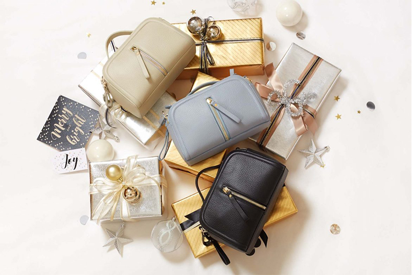 Gift guides for fashion lovers.