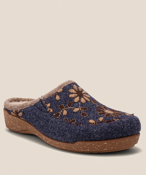5. Woolderness Slippers