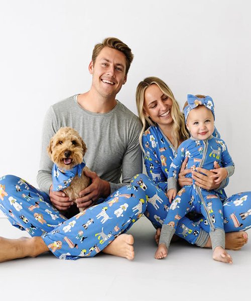 👨‍👩‍👧‍👦 Matching family pajamas