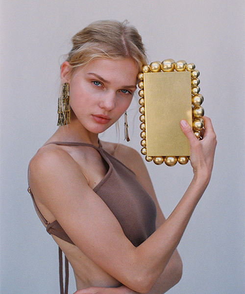 2. Eos Clutch